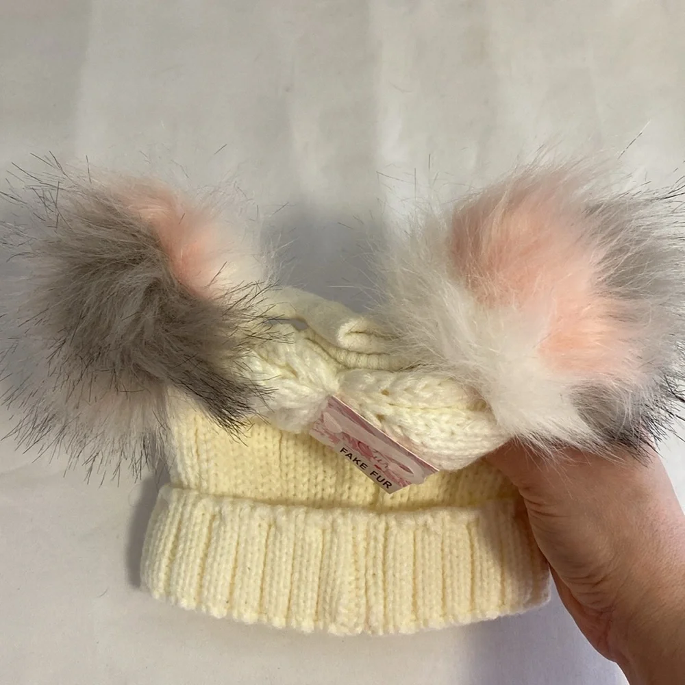 🎀 5/$20 🎀 Toddler Curls & Pearls Couture Winter Hat Beanie and Mitten Set